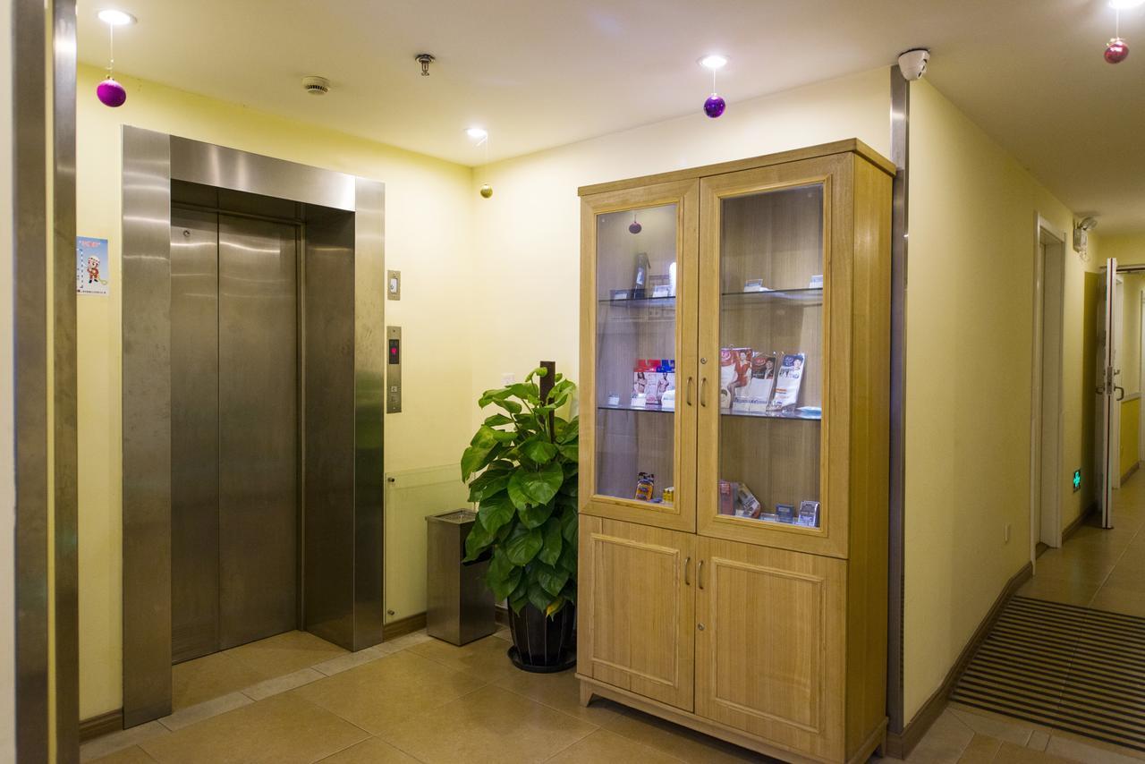 Home Inn Qingdao South Siliu Road Kültér fotó